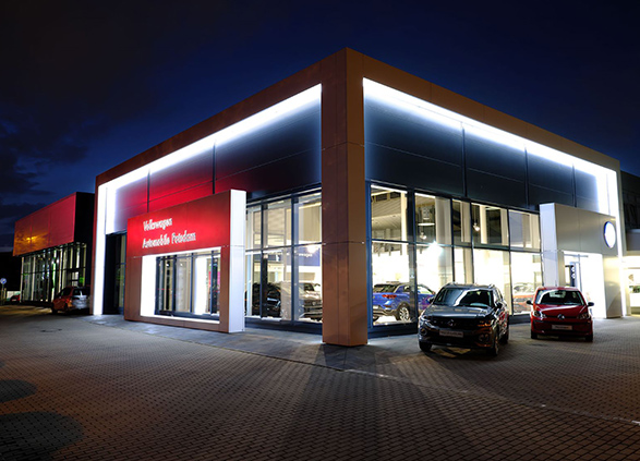 Ein Betrieb der Volkswagen Automobile Potsdam ist weiterhin Mieter des Autohauses am Stern.